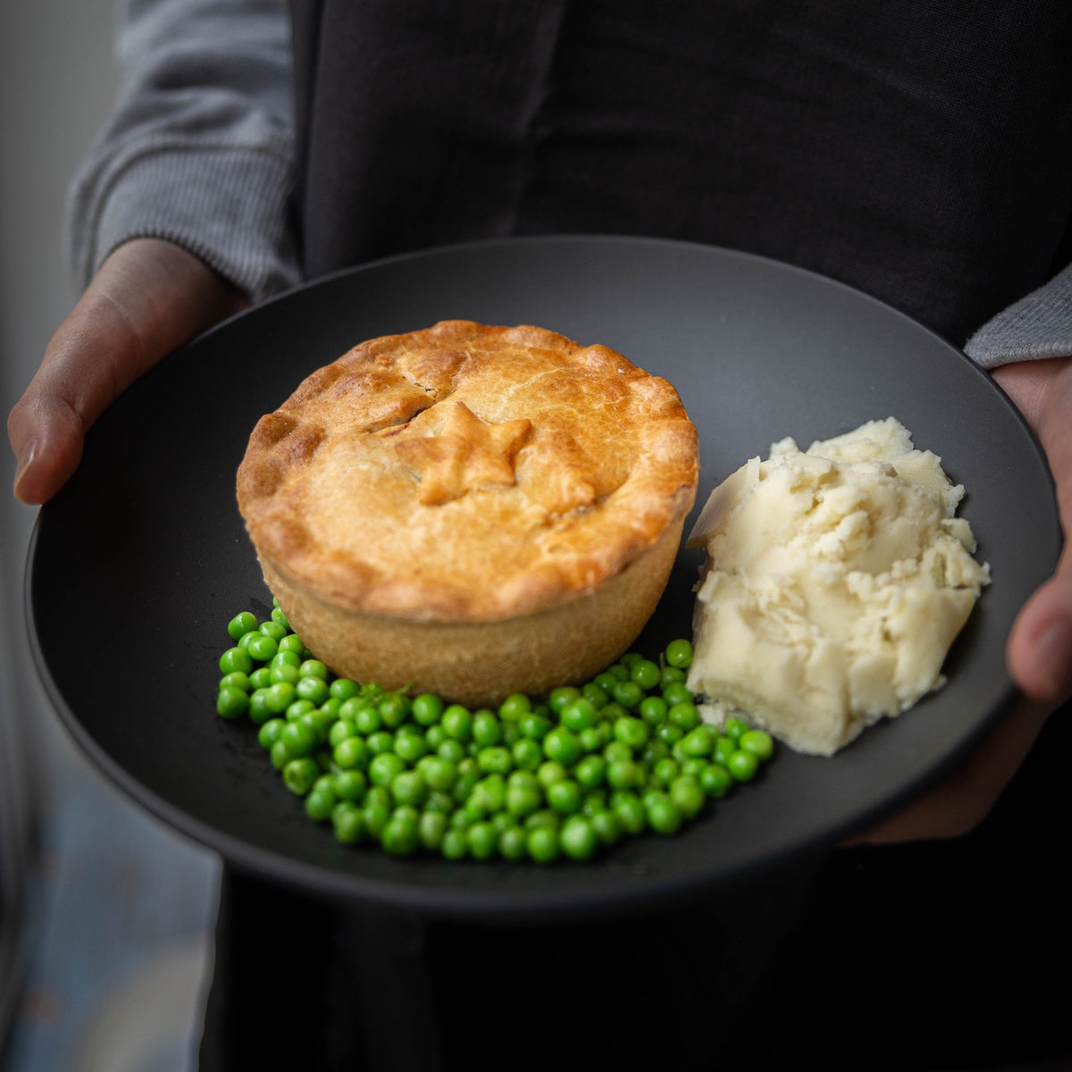 What to Serve with a Meat Pie